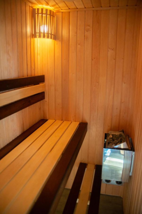 Freedom Polotsk Apartment ภายนอก รูปภาพ