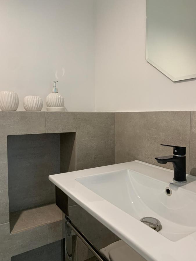 Freedom Polotsk Apartment ภายนอก รูปภาพ